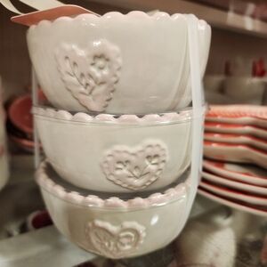 Rae Dunn Vintage Set of Heart Embossed Bowls